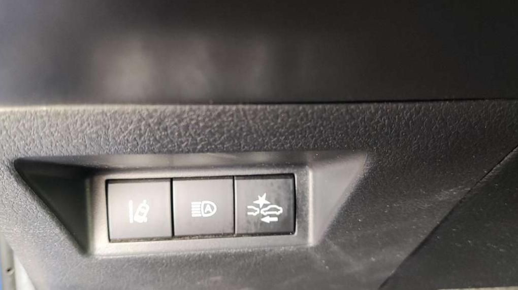 Toyota Yaris | 24