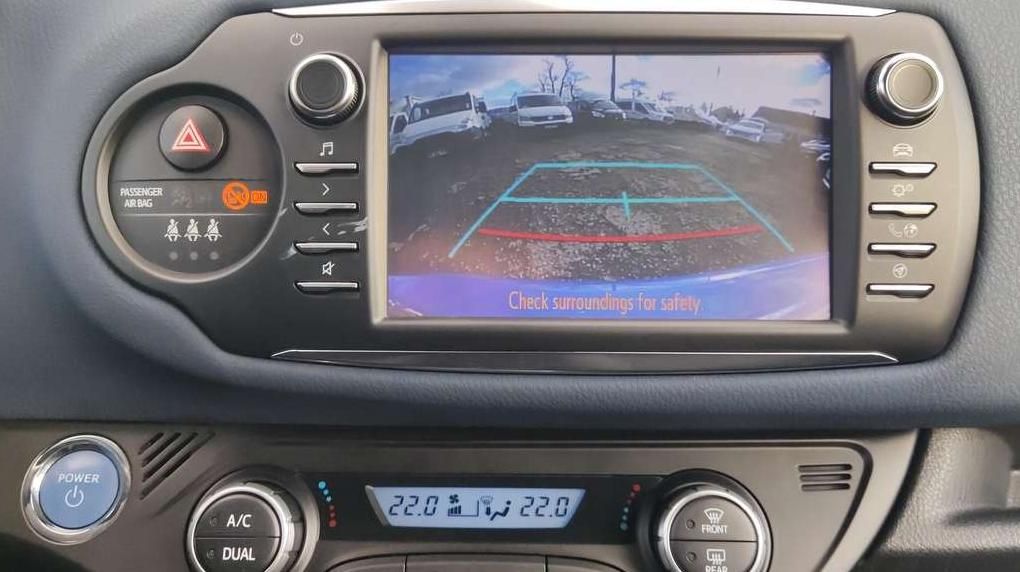 Toyota Yaris | 22