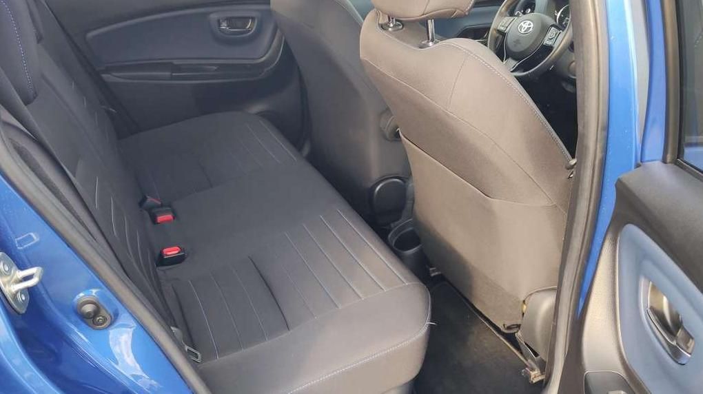 Toyota Yaris | 18