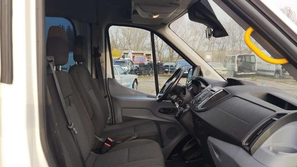 Ford Transit | 9