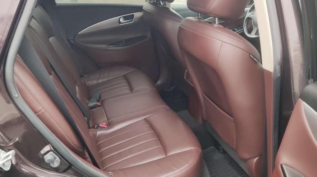 Infiniti EX30 | 20