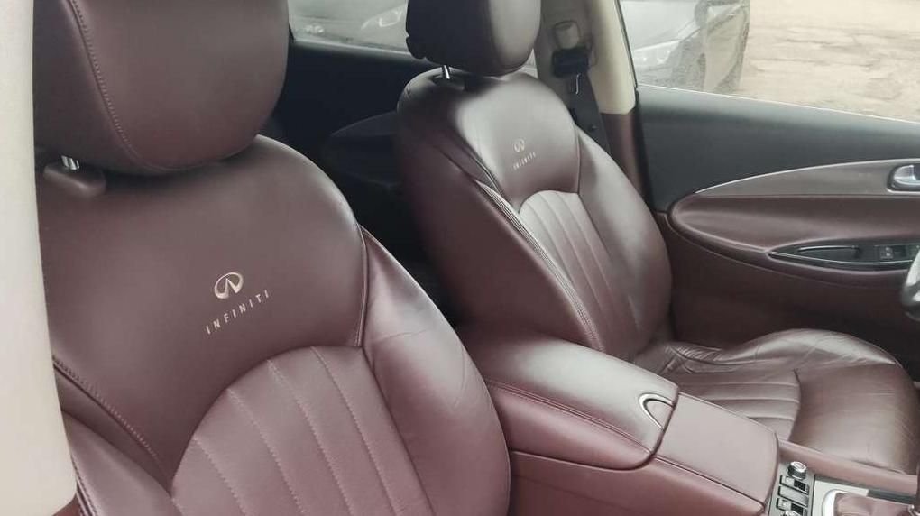 Infiniti EX30 | 22