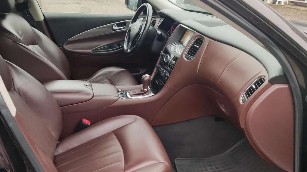 Infiniti EX30 | 21