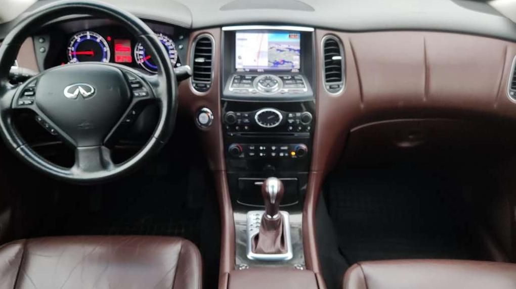 Infiniti EX30 | 8