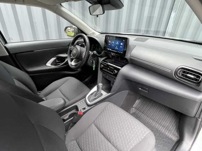 Toyota Yaris | 8