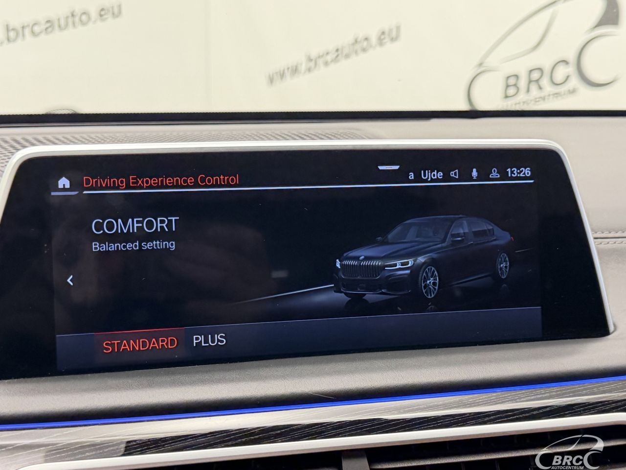 BMW 750 | 49