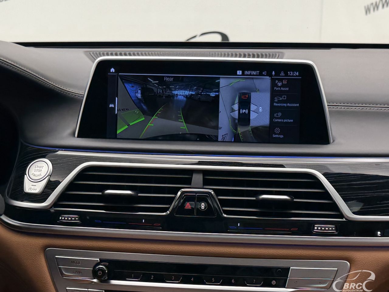 BMW 750 | 22