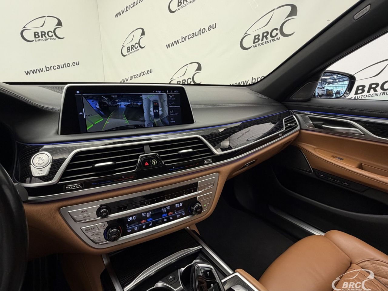 BMW 750 | 34