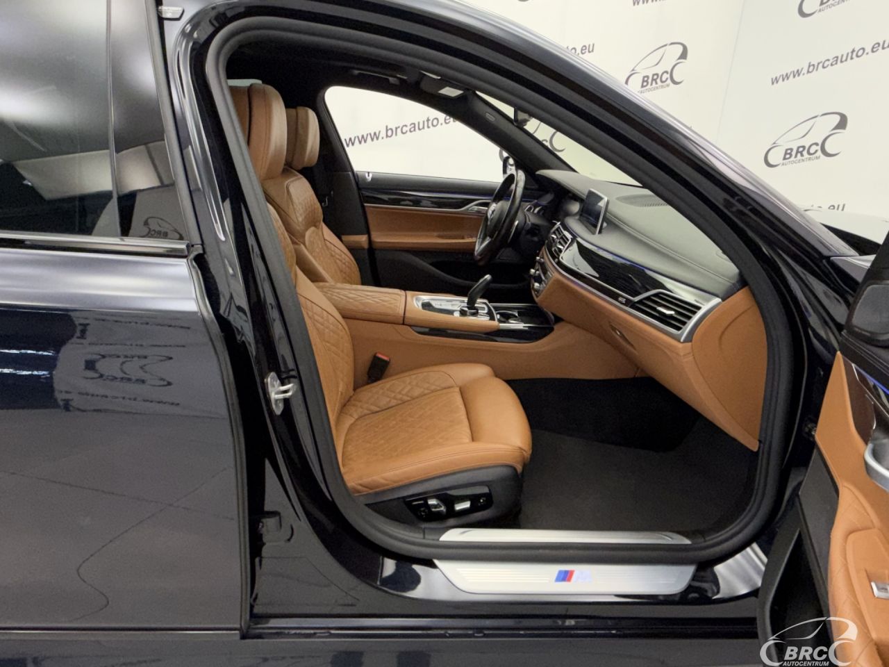 BMW 750 | 3