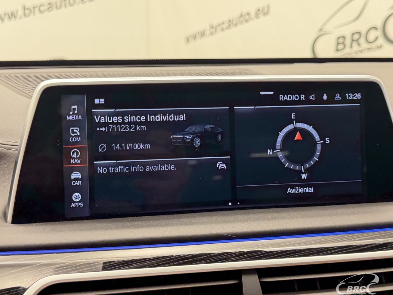 BMW 750 | 46