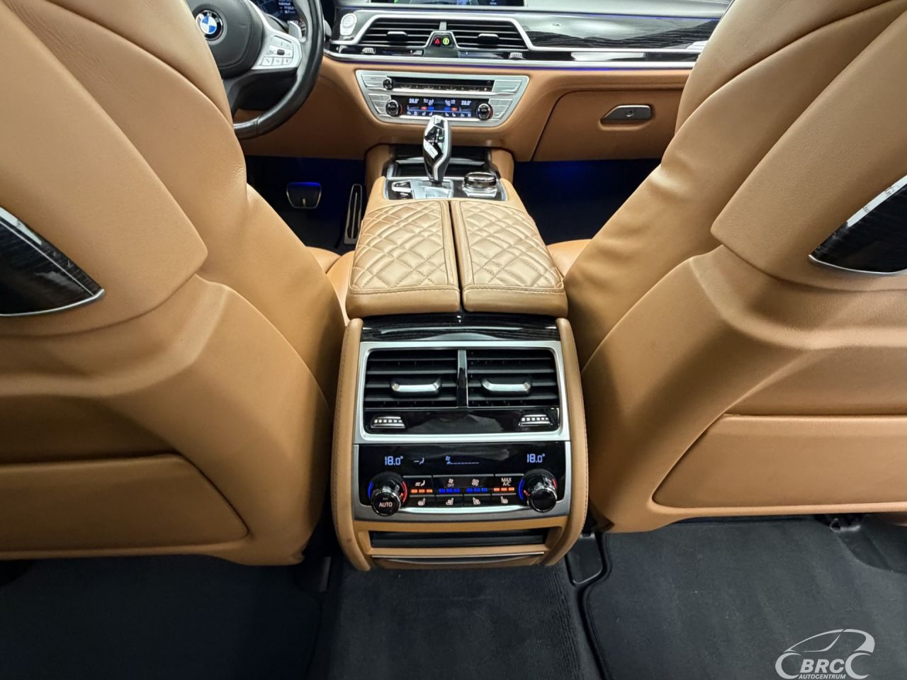 BMW 750 | 19