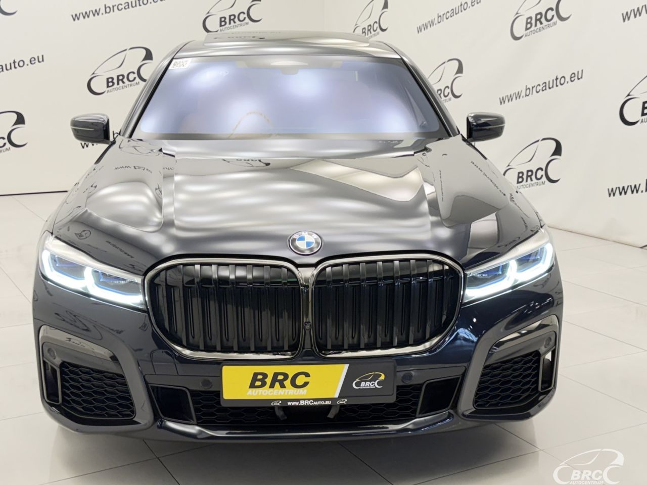 BMW 750 | 57