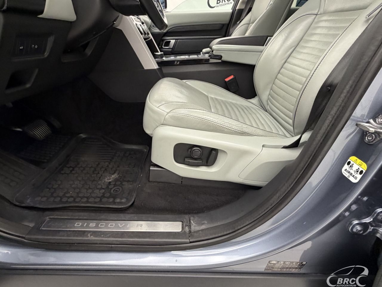 Land Rover Discovery | 26