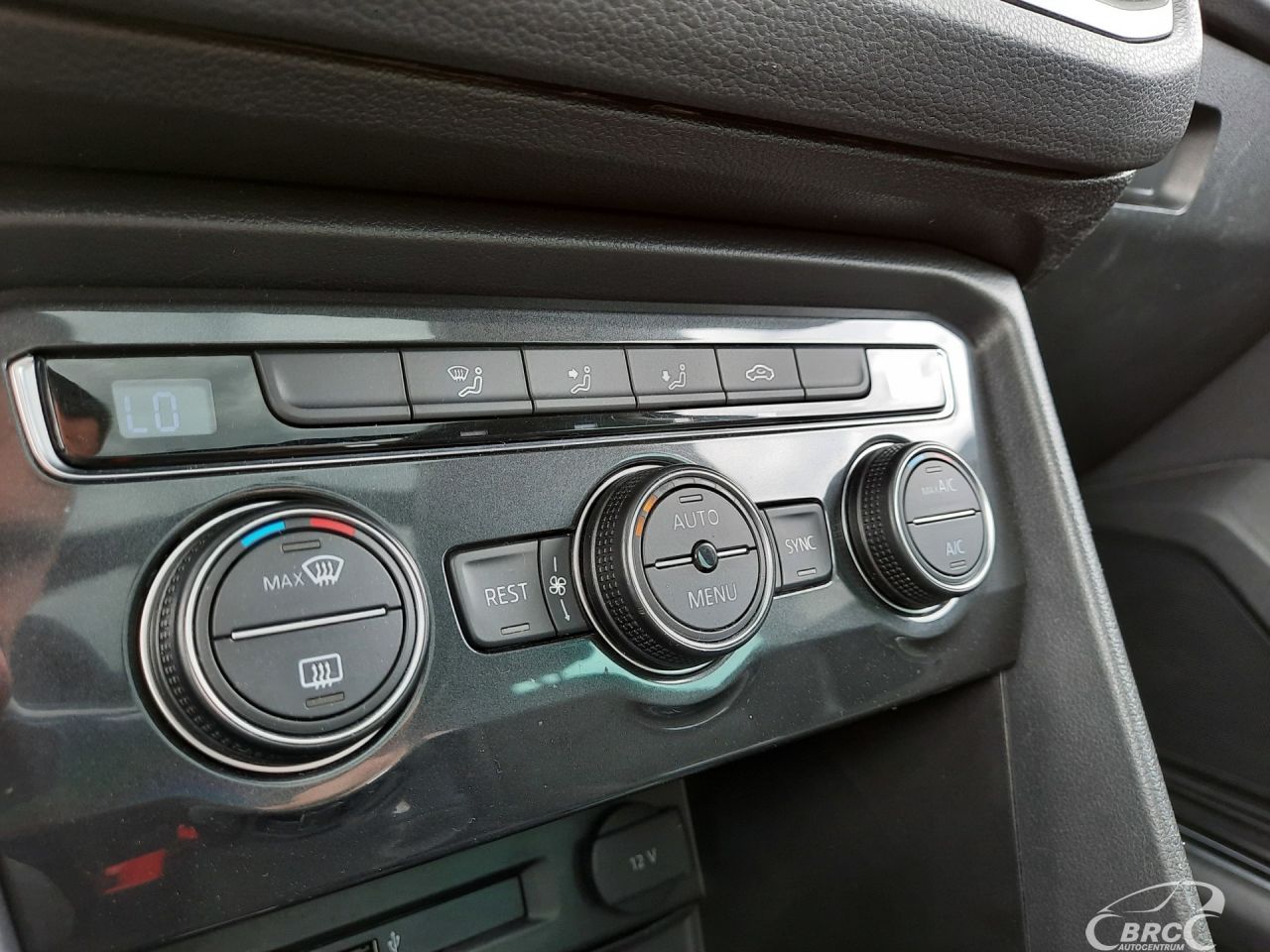 Volkswagen Tiguan | 16