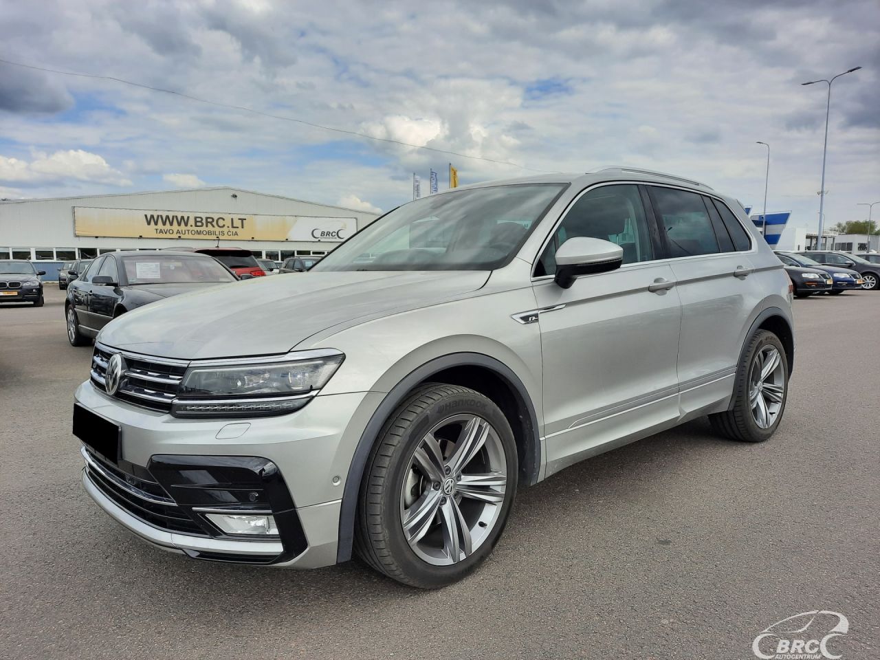 Volkswagen Tiguan | 1