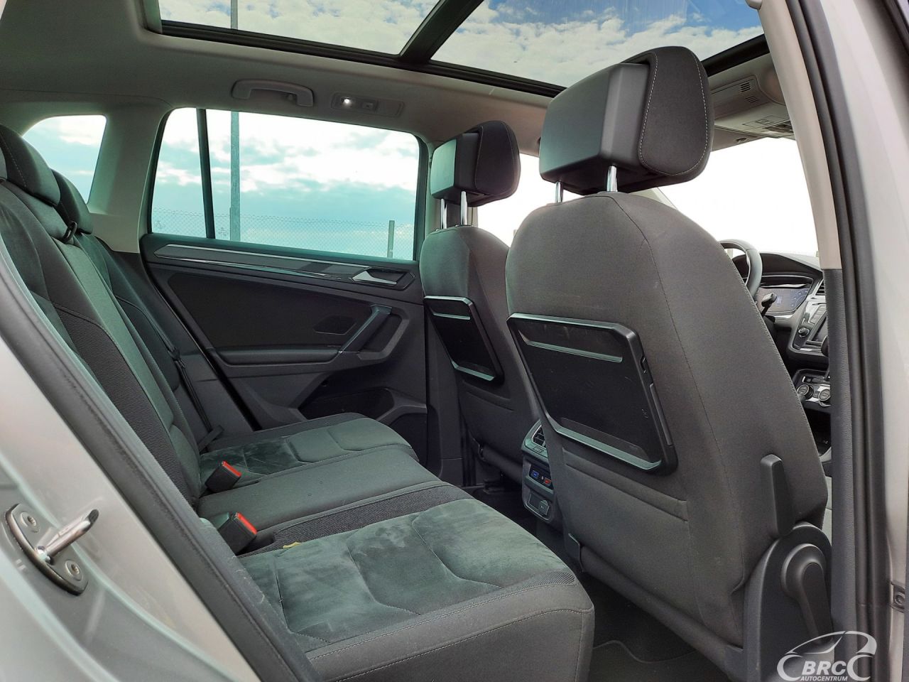 Volkswagen Tiguan | 25
