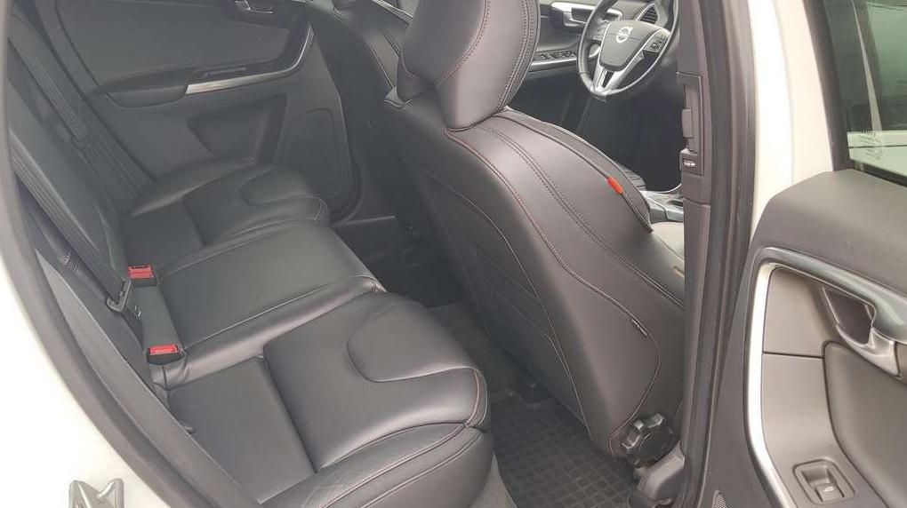 Volvo XC60 | 22