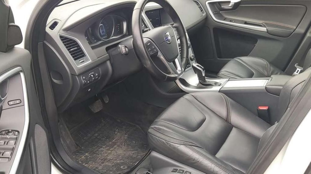 Volvo XC60 | 17