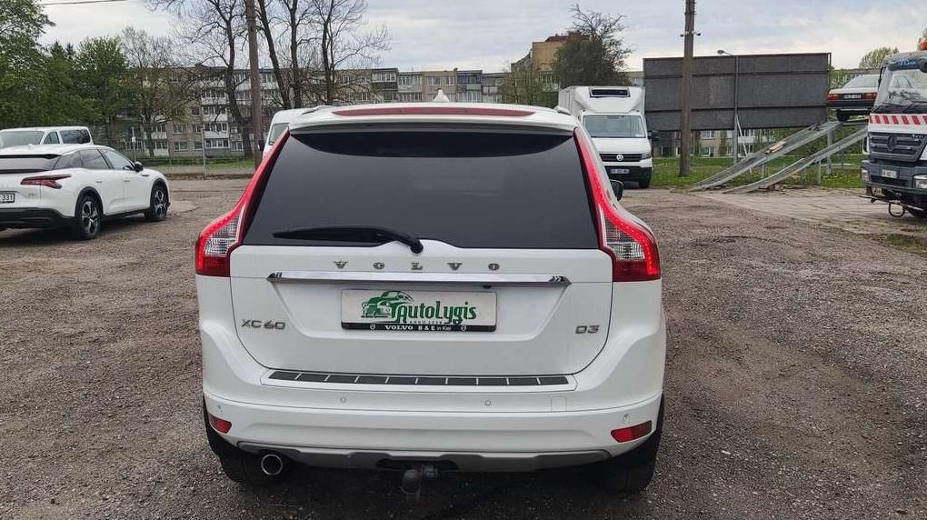 Volvo XC60 | 11