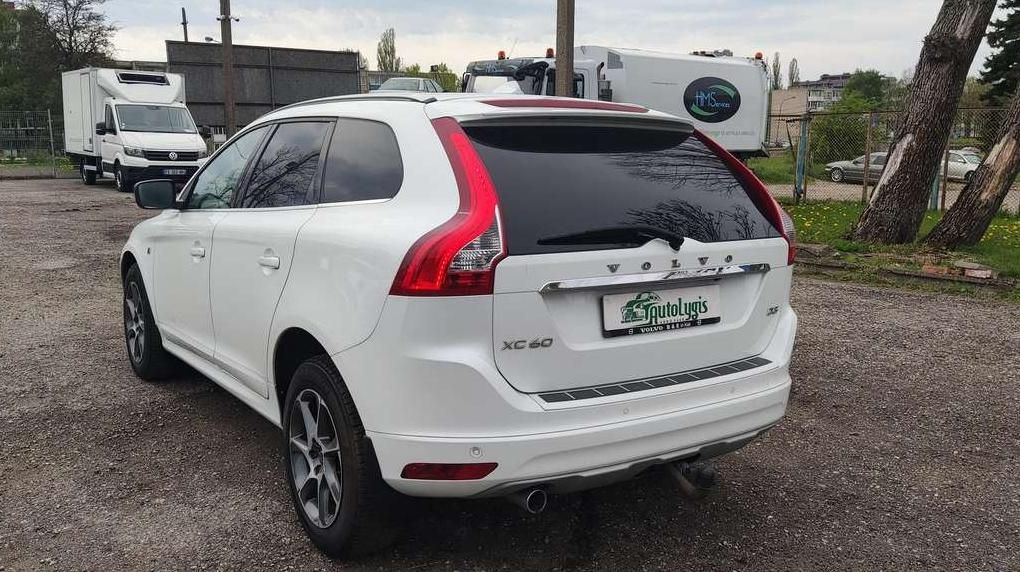 Volvo XC60 | 9