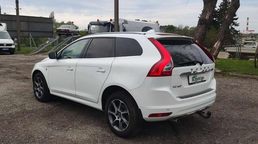 Volvo XC60 | 10
