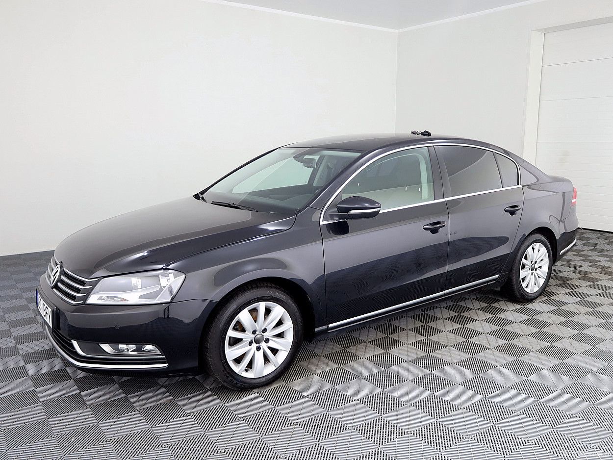 Volkswagen Passat | 1