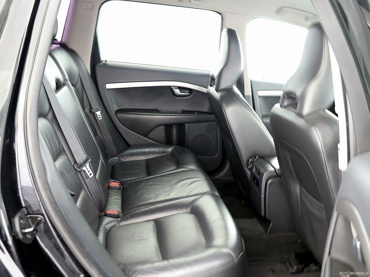 Volvo V70 | 6