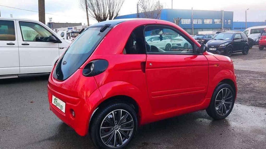Microcar DUE | 4