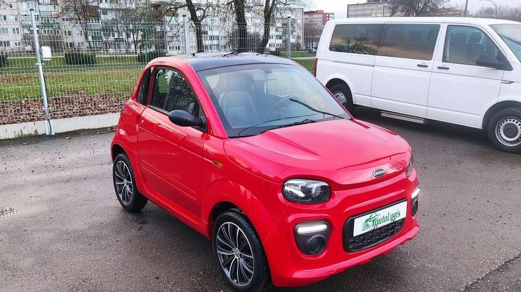 Microcar DUE | 8