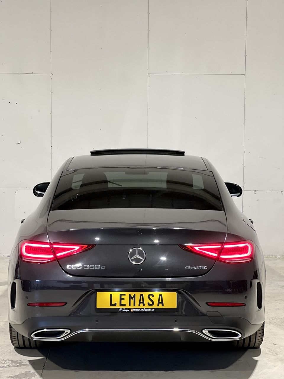 Mercedes-Benz CLS350 | 3