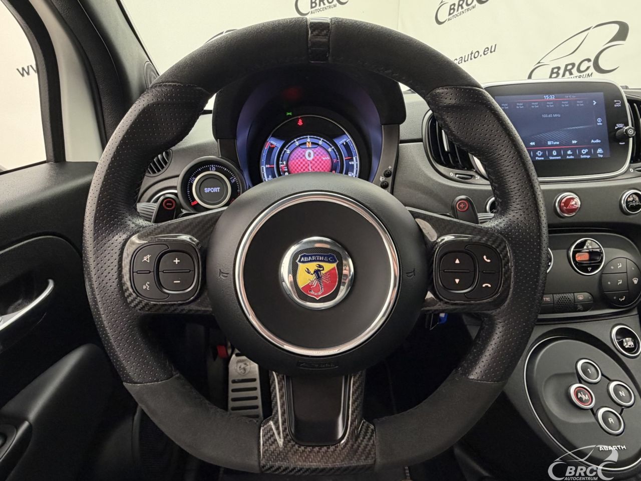 Abarth 695 | 28