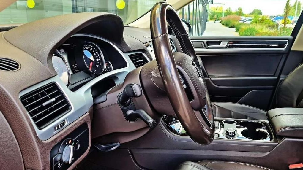 Volkswagen Touareg | 16