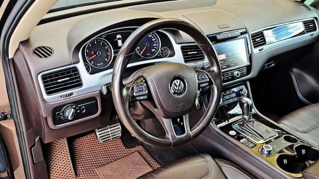 Volkswagen Touareg | 14