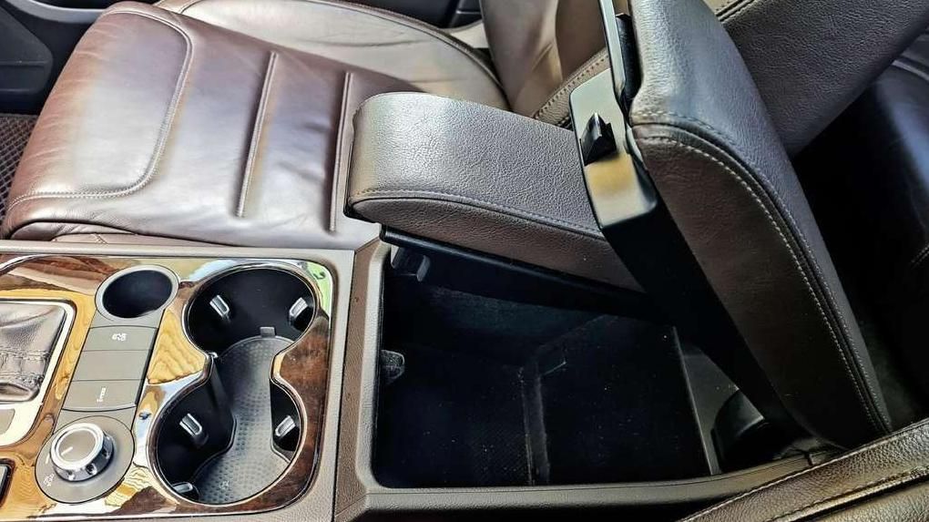 Volkswagen Touareg | 12