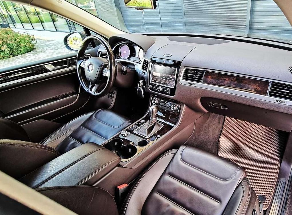 Volkswagen Touareg | 23