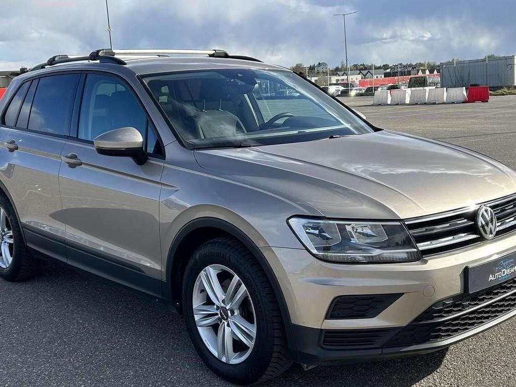Volkswagen Tiguan | 11
