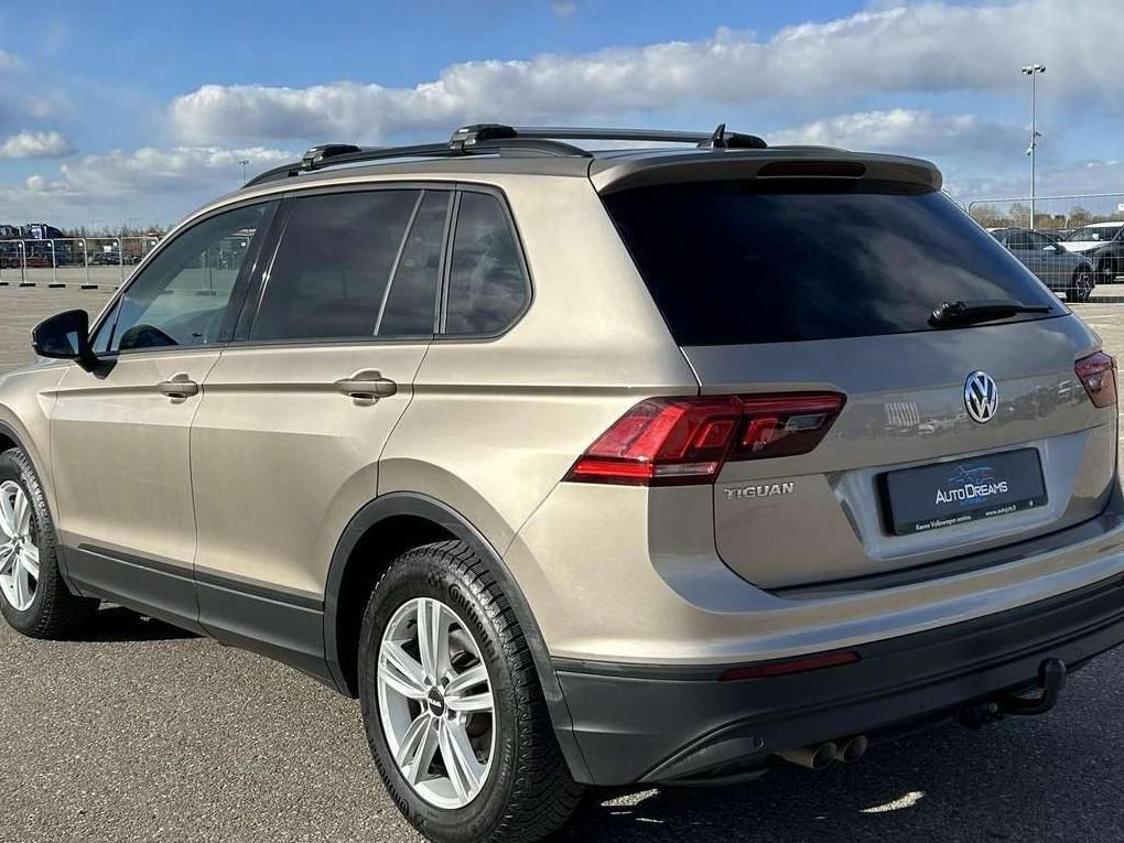 Volkswagen Tiguan | 4