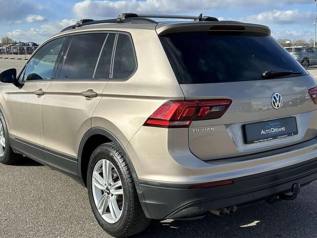 Volkswagen Tiguan | 5