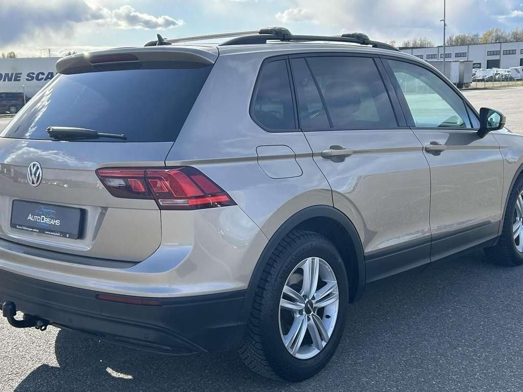 Volkswagen Tiguan | 3