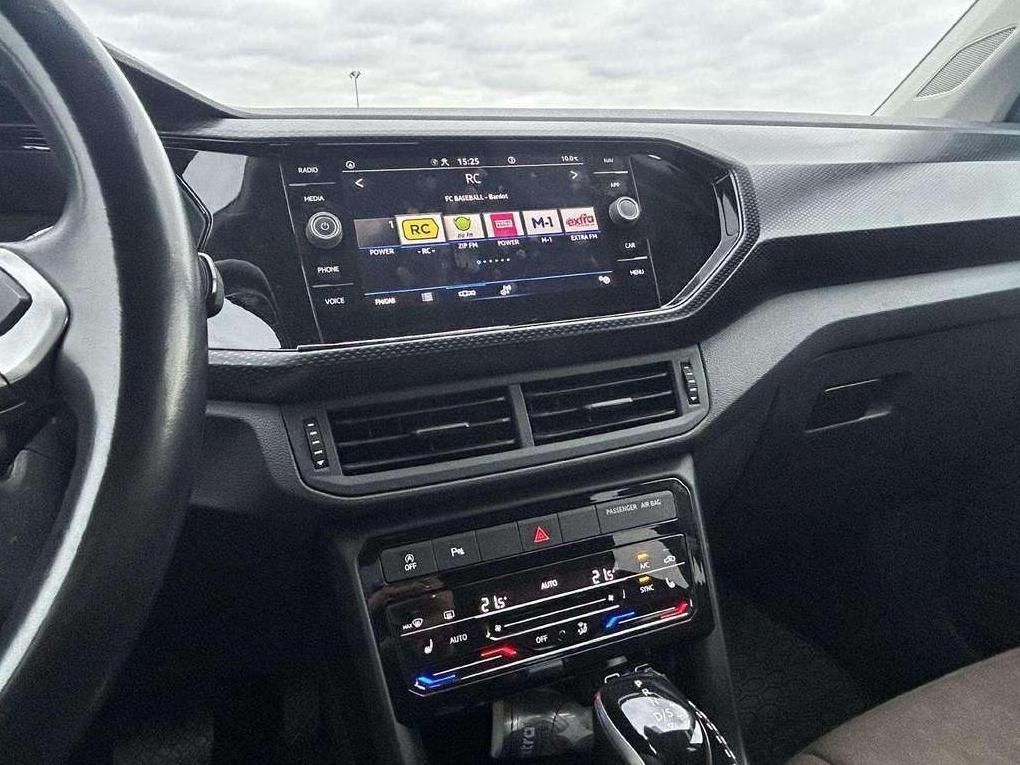Volkswagen T-Cross | 17