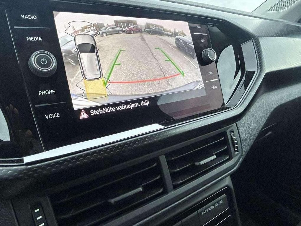 Volkswagen T-Cross | 18