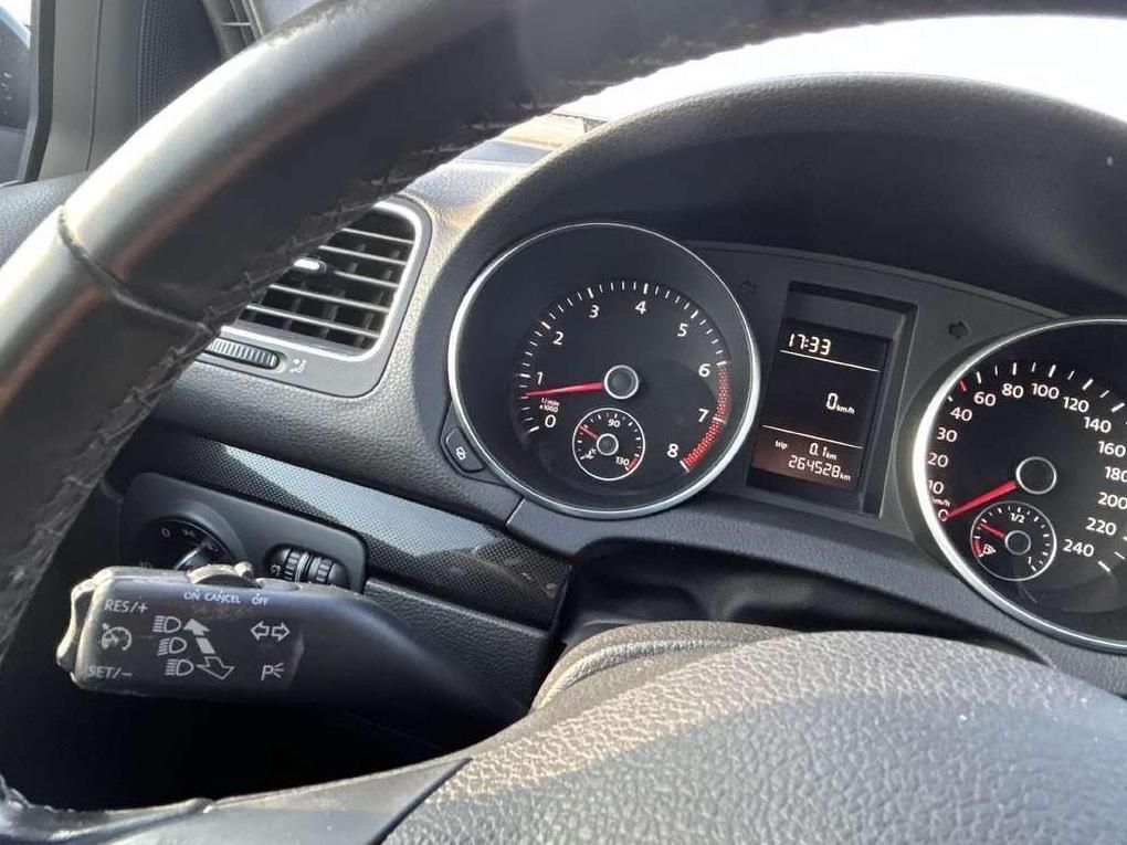 Volkswagen Golf | 21