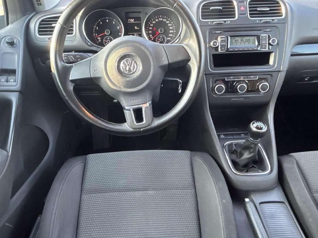 Volkswagen Golf | 14