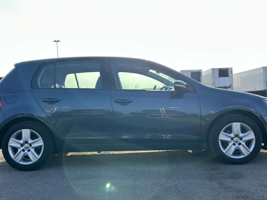 Volkswagen Golf | 3