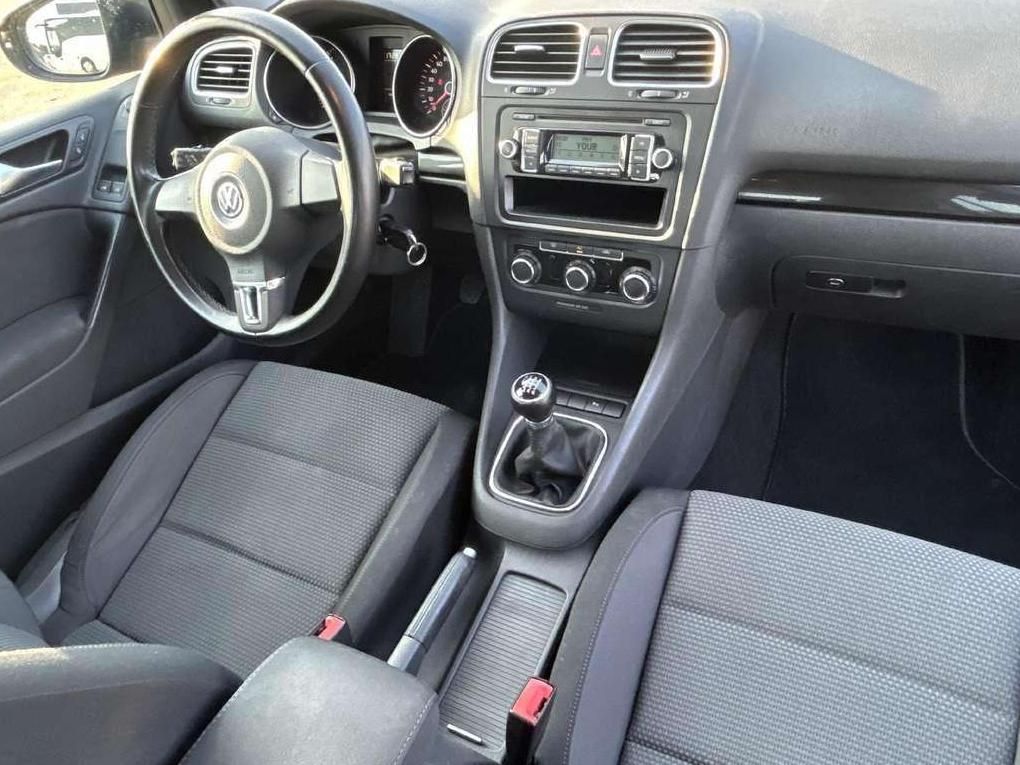 Volkswagen Golf | 13