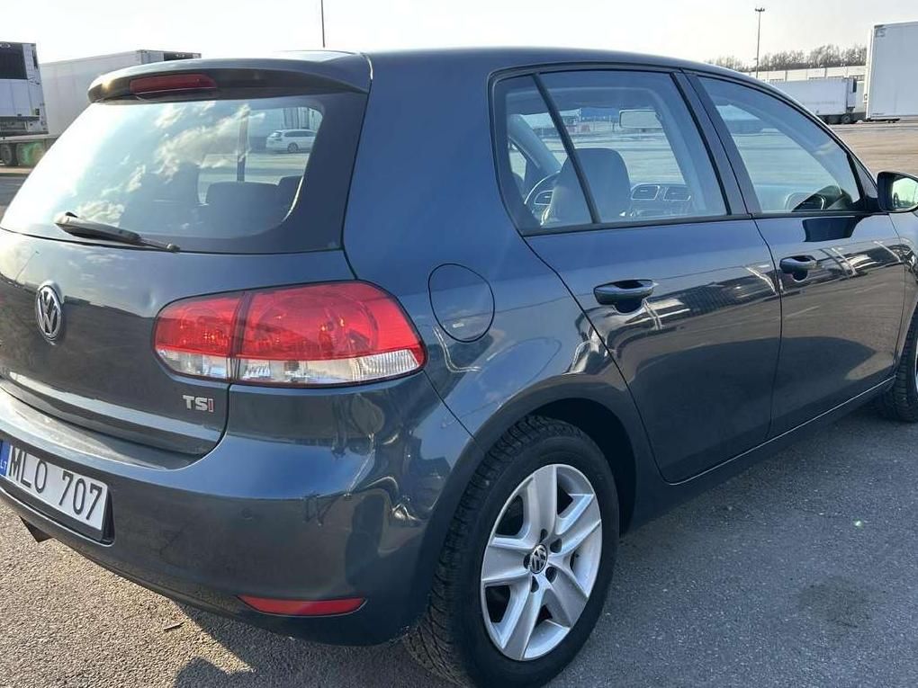 Volkswagen Golf | 7