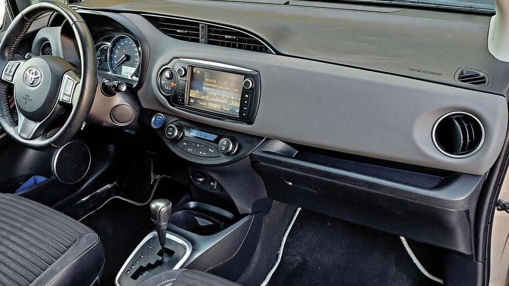 Toyota Yaris | 19