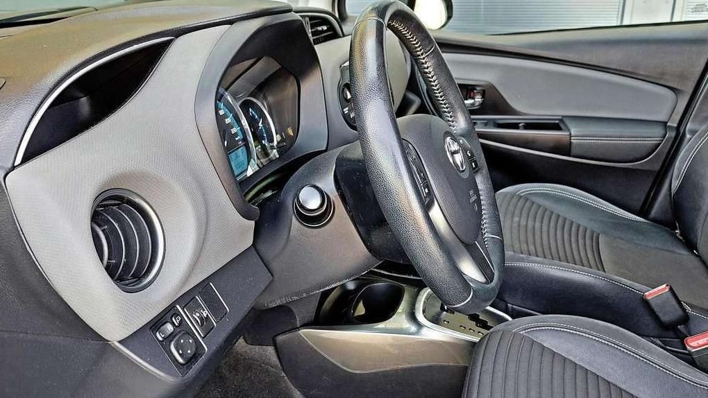 Toyota Yaris | 21