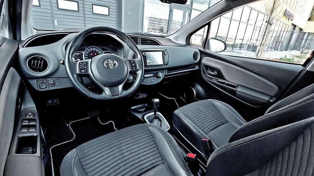 Toyota Yaris | 15