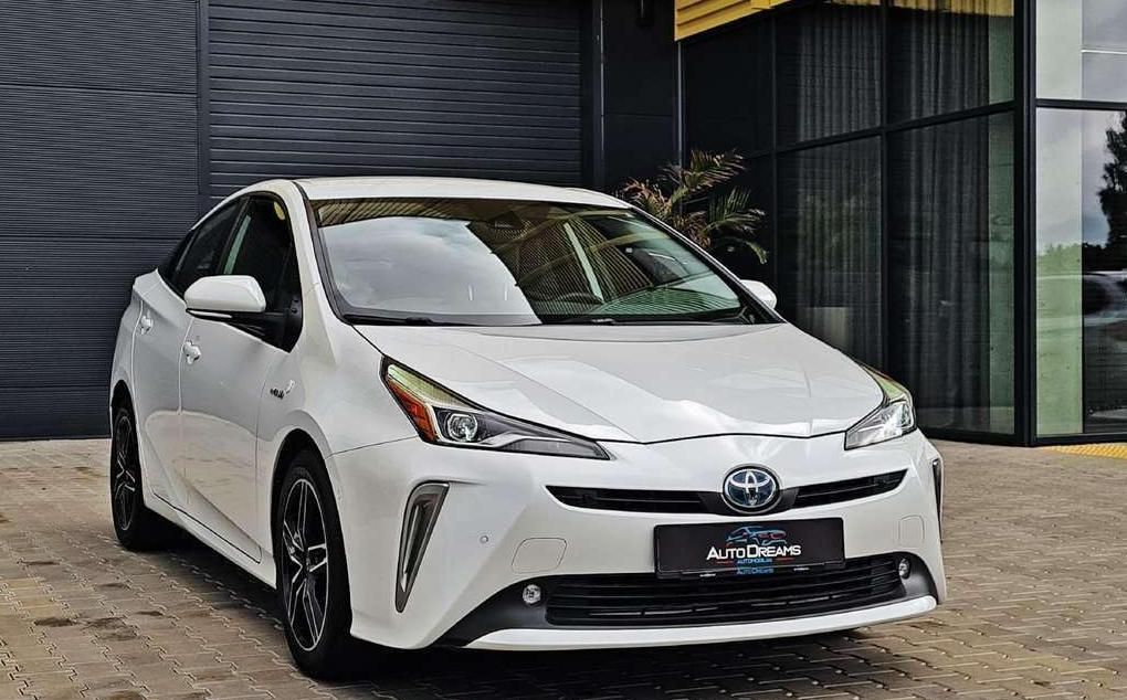 Toyota Prius | 2